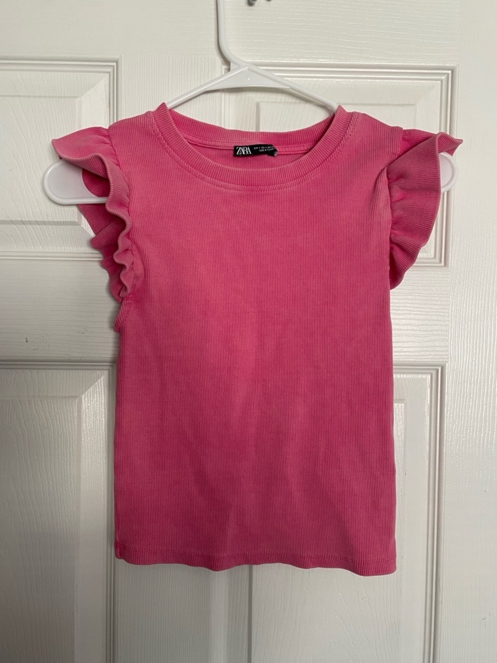 Zara Women’s size S Pink Ruffle Sleeve Crop Top